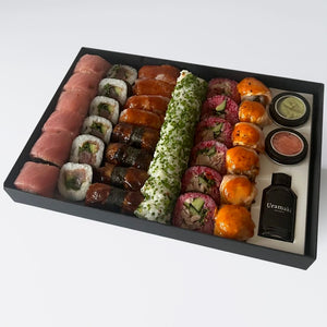 A Signature Sushi Case A4 Case 38 Pieces